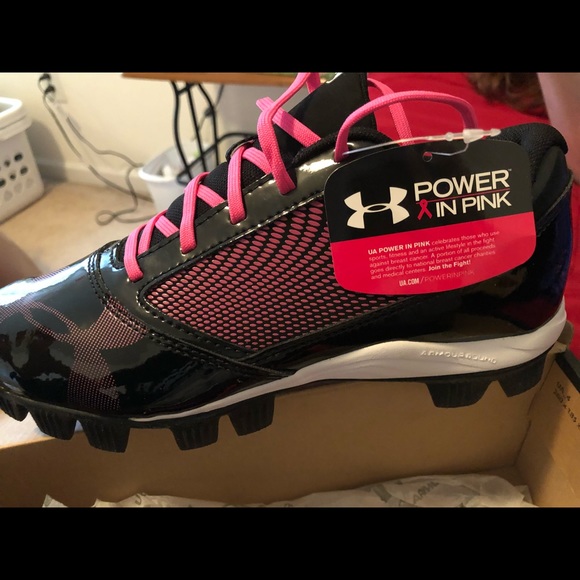 Under Armour Shoes - BRAND NEW WITH TAGS Under Armour softball cleats